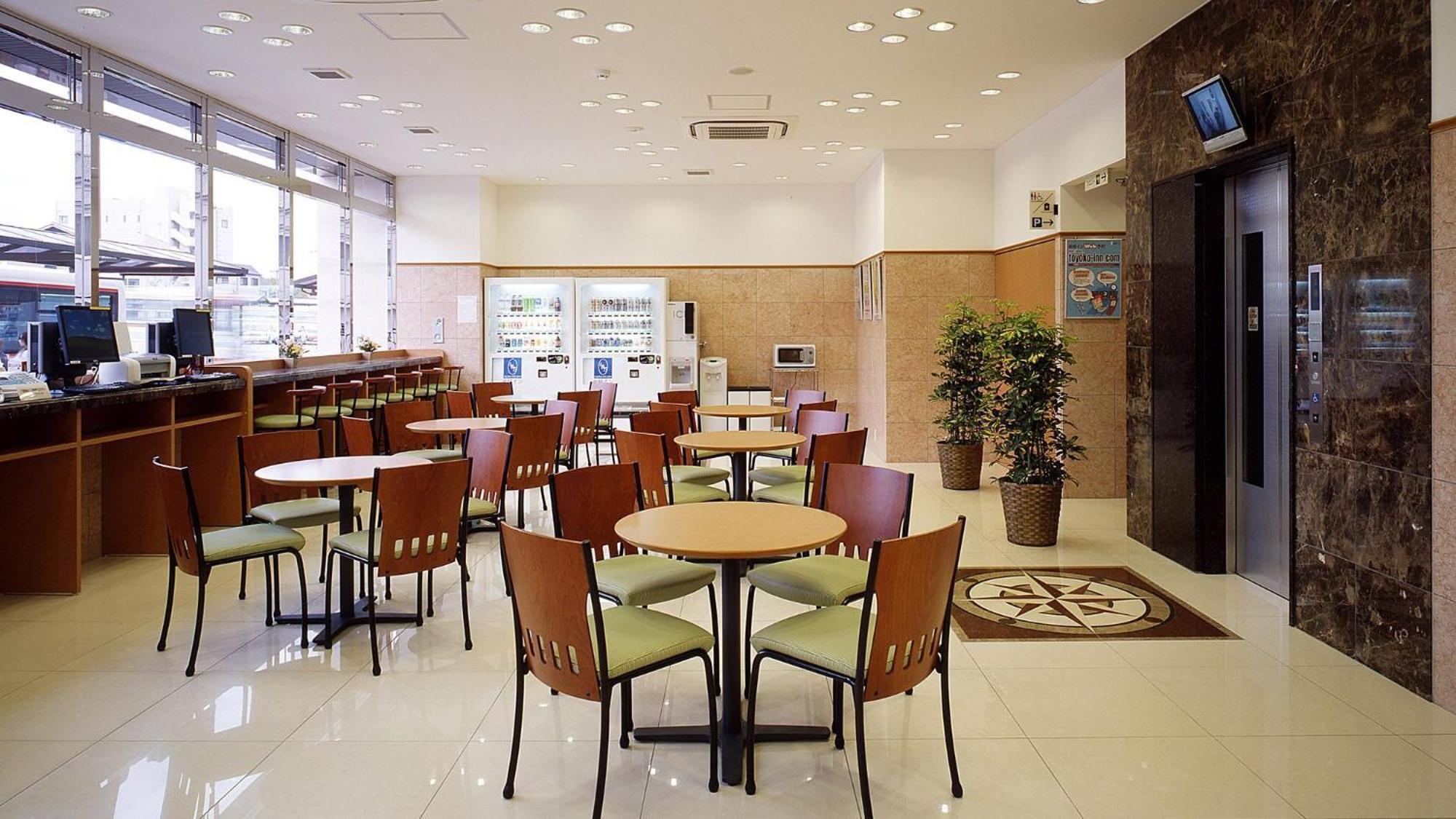 Toyoko Inn Higashi-Hiroshima Saijo Ekimae Dış mekan fotoğraf